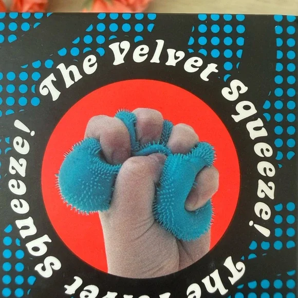 Nee Doh Fuzz Ball - Blue - Picture 2 of 2